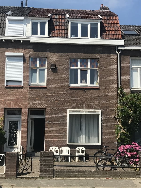 Room, Brusselseweg The portal for student